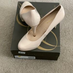 Enzo Angiolini Pump